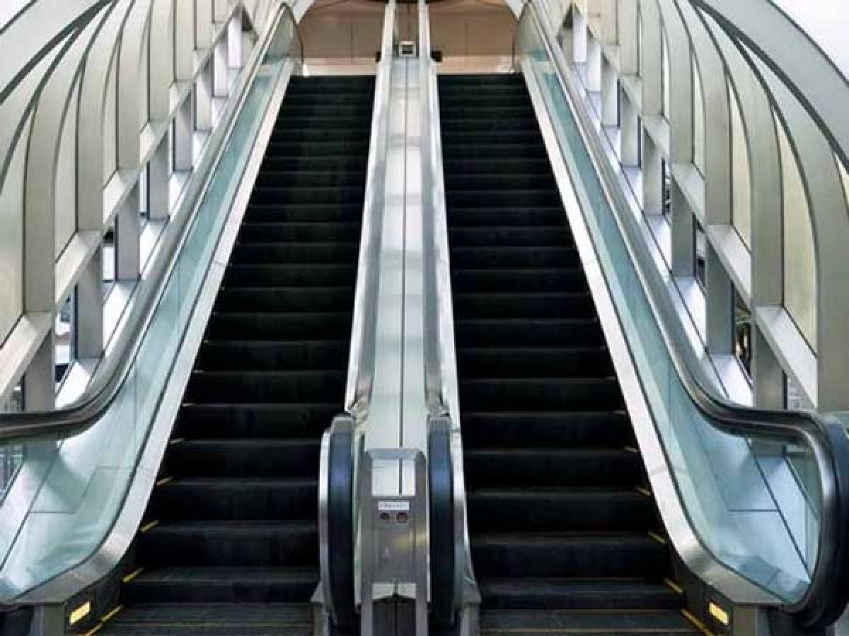 Rome Escalator collapses in Metro, more than 20 people injured