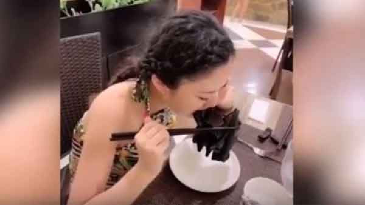 Girl Swallows Live Mouse