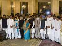 Manmohan Singh with cabinet ministers