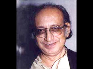 Late Kamal Amrohi, father of Shandar Amrohi 