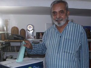 UR Ananthamurthy casting his vote