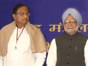 P Chidambaram and Manmohan Singh