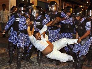 Chaos in Maldives