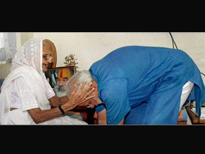 Narendra Modi with his mother