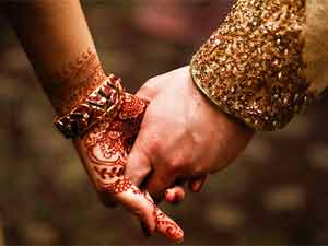 Couples holding hand