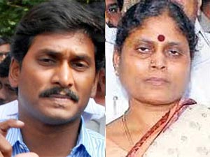 YS Jaganmohan Reddy-YS Vijayalakshmi