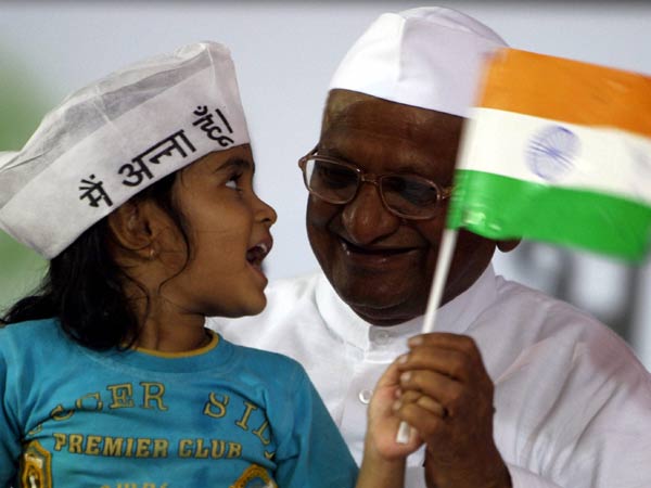 Anna Hazare with Child