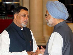 Mukul-Roy-Manmohan-Singh