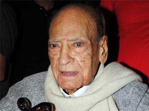 AK Hangal