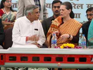 Sonia Gandhi and Pawan Kumar Bansal Sonia Gandhi and Pawan Kumar Bansal