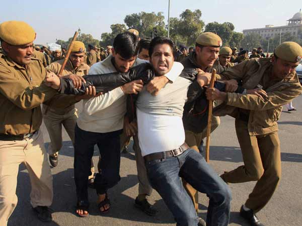 Delhi Gangrape: Student detained during protest