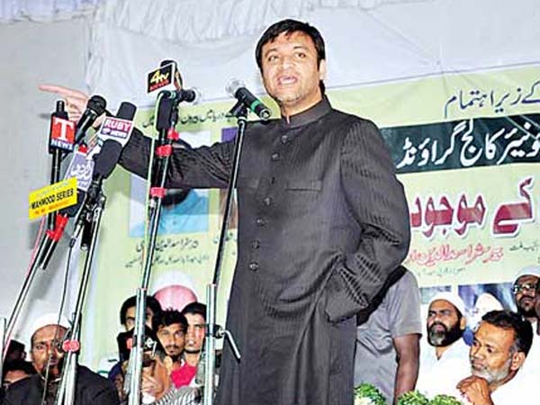 Akbaruddin Owaisi