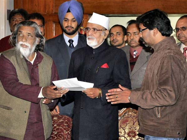 Shibu Soren along with Hemant Soren