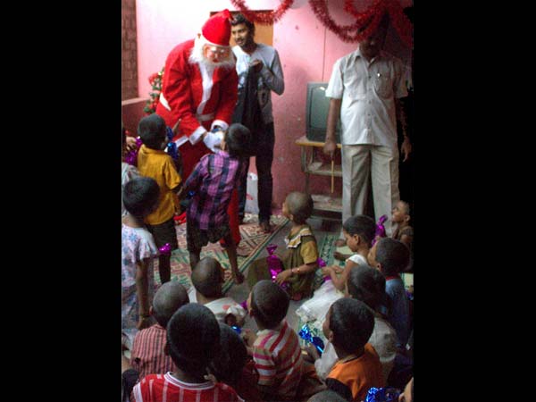 SPAAAK celebrates Christmas with children