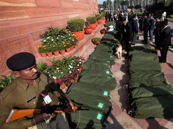 Budget 2013: Security outside Parliament