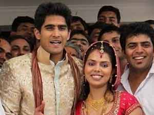 Vijender Singh with wife