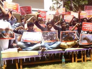 Loyola College students on fast