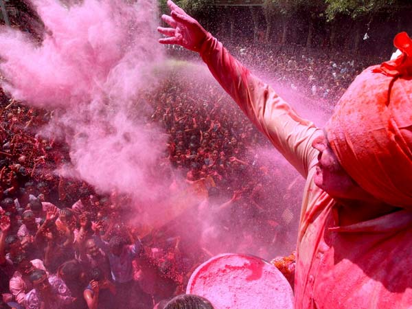 Nation celebrates Holi