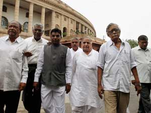 mulayam-singh-parliament