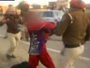 Punjab Police beats woman