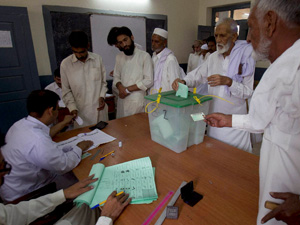 Protest in Pak; Rigging allegations 