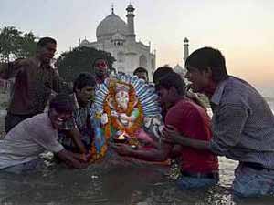 Study on PoP Ganesha idols in Guj