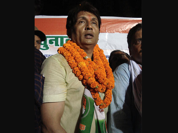 'Congressman' actor backs Modi as PM