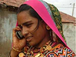 women-in-phone women-in-phone