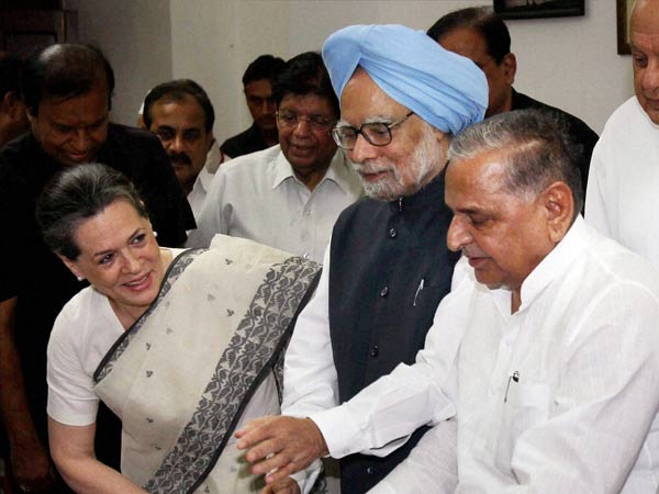 Sonia, PM, Mulayam