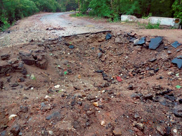 raipur-naxals-attack