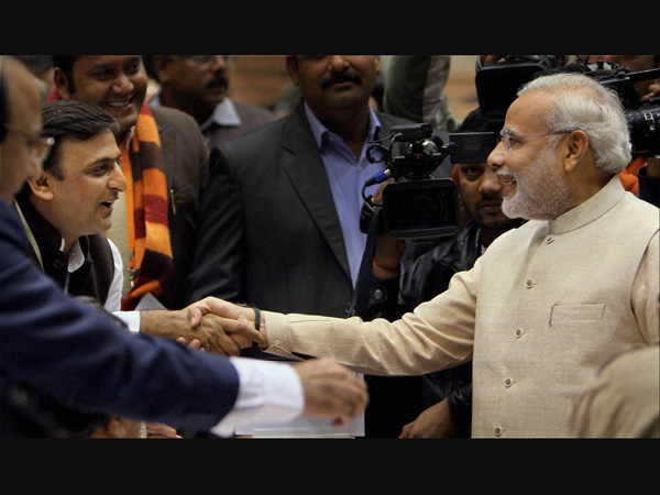 Modi magic works only in Guj: Akhilesh