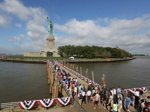 US I-Day: Statue of Liberty reopened