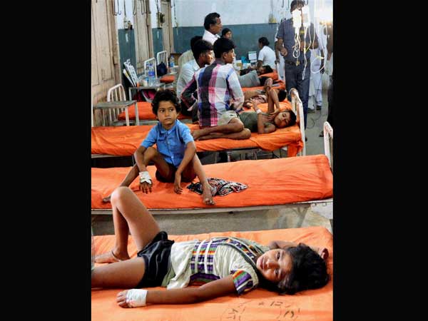 Mid-day meals, water haunt kids in Bihar