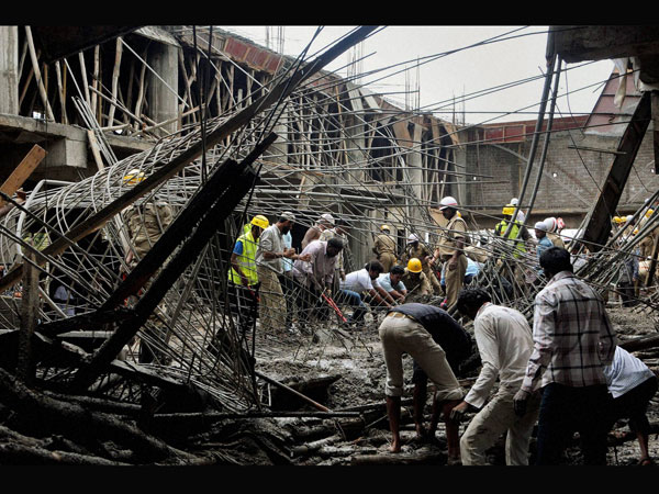 Building collapses in B'lore, 3 killed