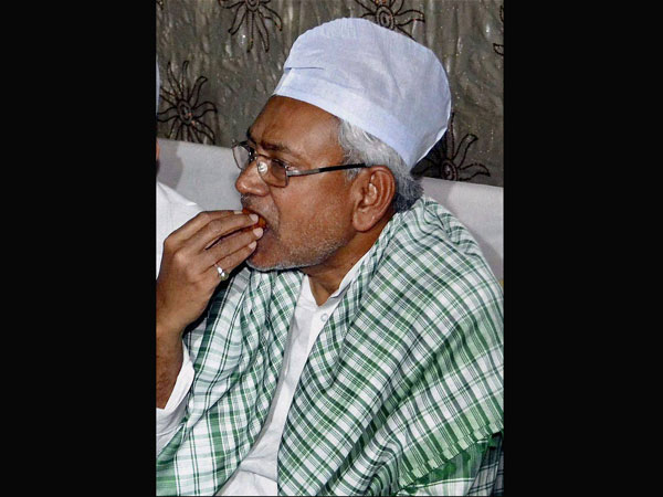 nitish-kumar-iftar-party