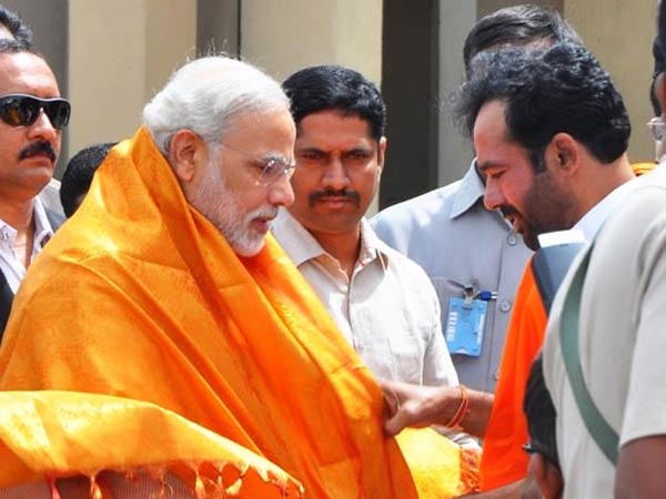 narendra-modi-kishen-reddy-hyd-airport
