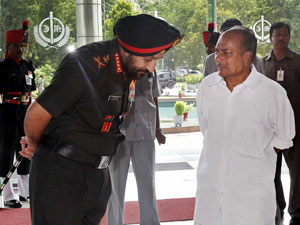 LoC violence: Antony nods to responding