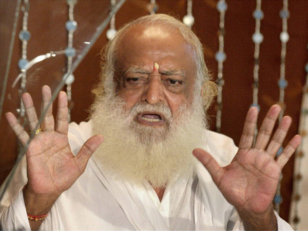 Diggy v/s Sushma: Twitter war on Asaram