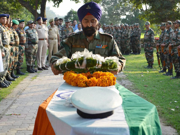 Sindhurakshak official get guard-of-honour
