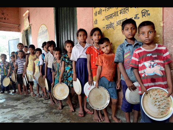 43 students fall ill after eating midday meal in school