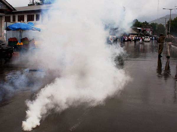 Curfew continues in Shopian