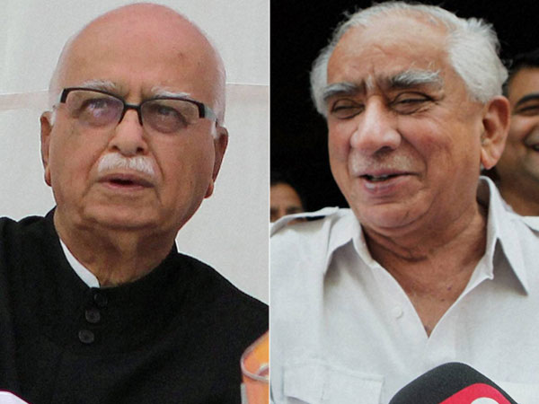 Jaswant Singh meets sulking LK Advani Jaswant Singh meets sulking LK Advani