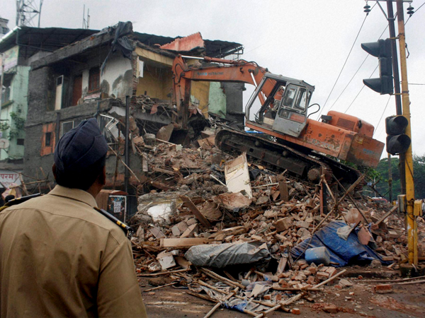 Mumbai building collapse toll reaches 61