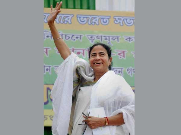 Mamata to design 'Tantuja' sarees