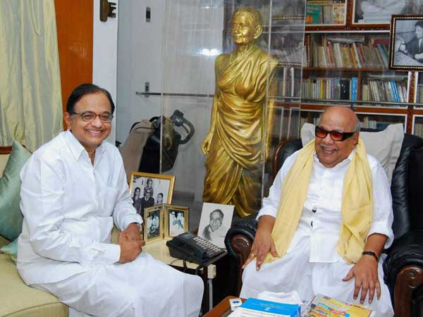 Chennai: Chidambaram meets Karunanidhi