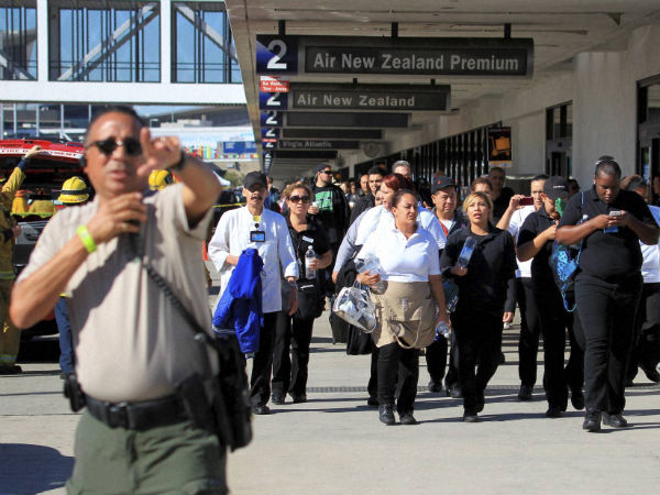 Gun-wielding youth kills security agent at Los Angeles airport