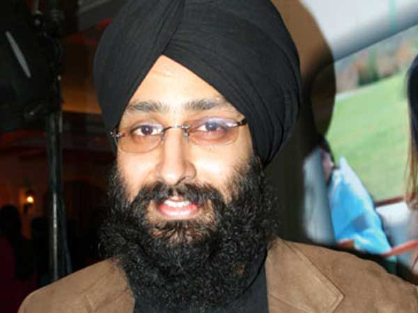 Rabbi Shergill to campaign for AAP