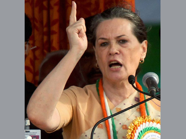BJP daydreams of coming to power: Sonia