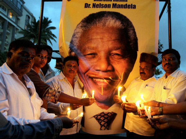 Outpouring of emotions as Mandela dies