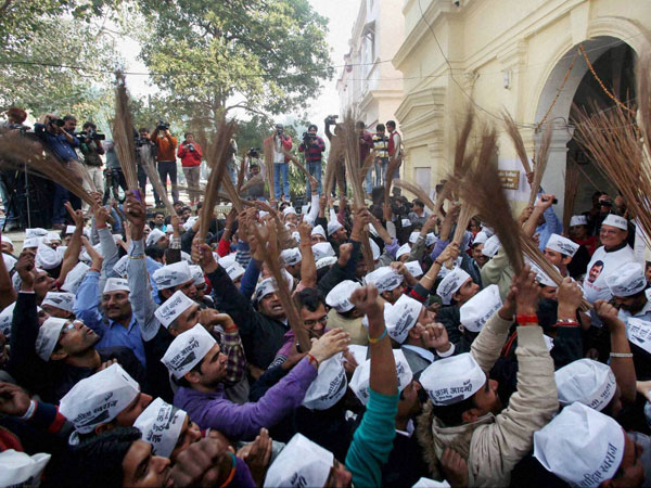 BJP, AAP celebrates victory in US